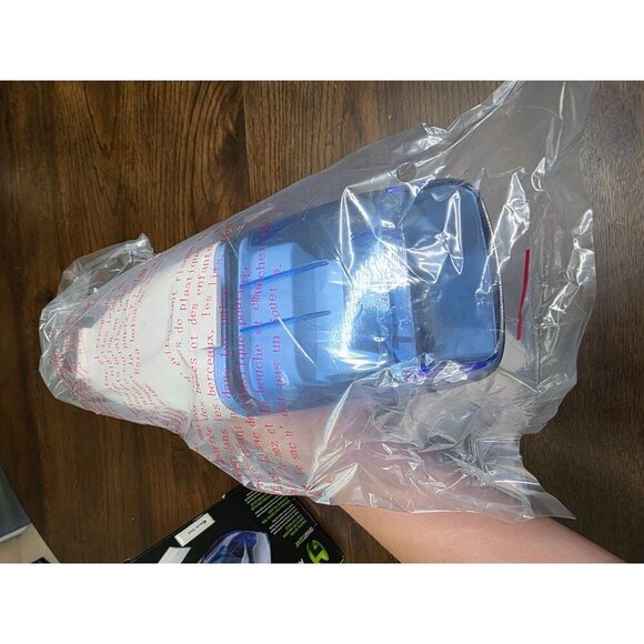 Smart Gear 12-Volt DC Auto Vac With Powerful Suction & Crevice Tool - Picture 7 of 13